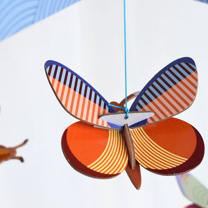 Mobiel – Butterfly Dance - yourlittlefamily-nl -