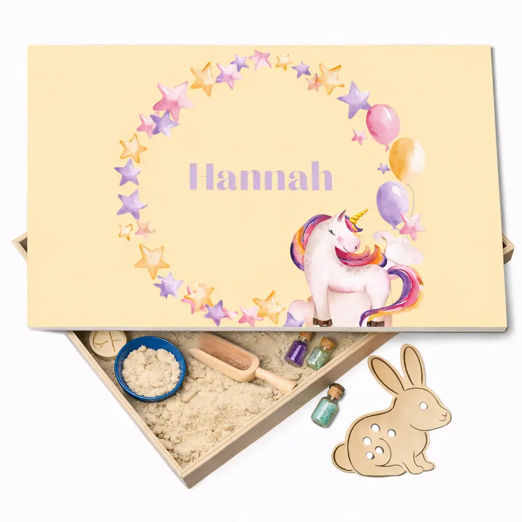 Holz-Spielwanne mit Deckel Einhorn (Hannah) – personalisierbar