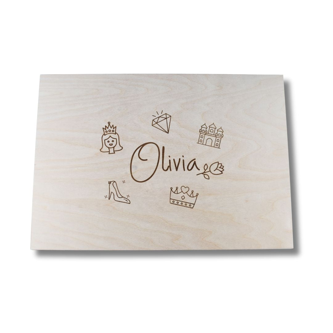 Sensorik-Holzspielkiste (Feline) Prinzessin mit Deckel – personalisierbar