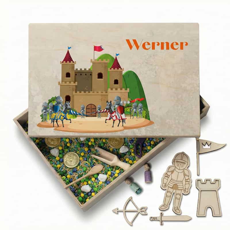 Holz-Spielwanne mit Deckel Ritter & Burgen (Werner) – personalisierbar