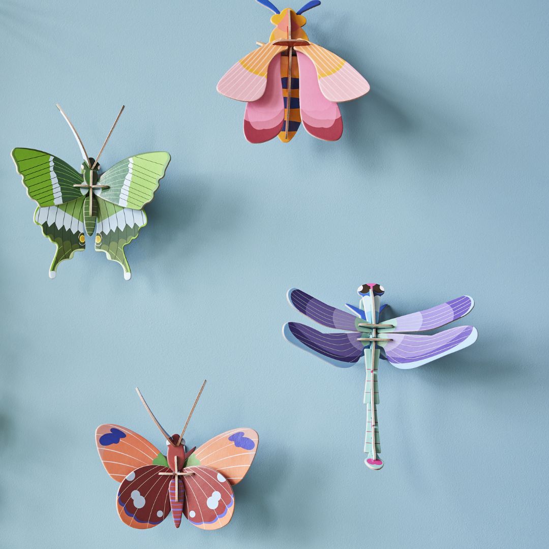 Sapphire Dragonfly von Studio ROOF